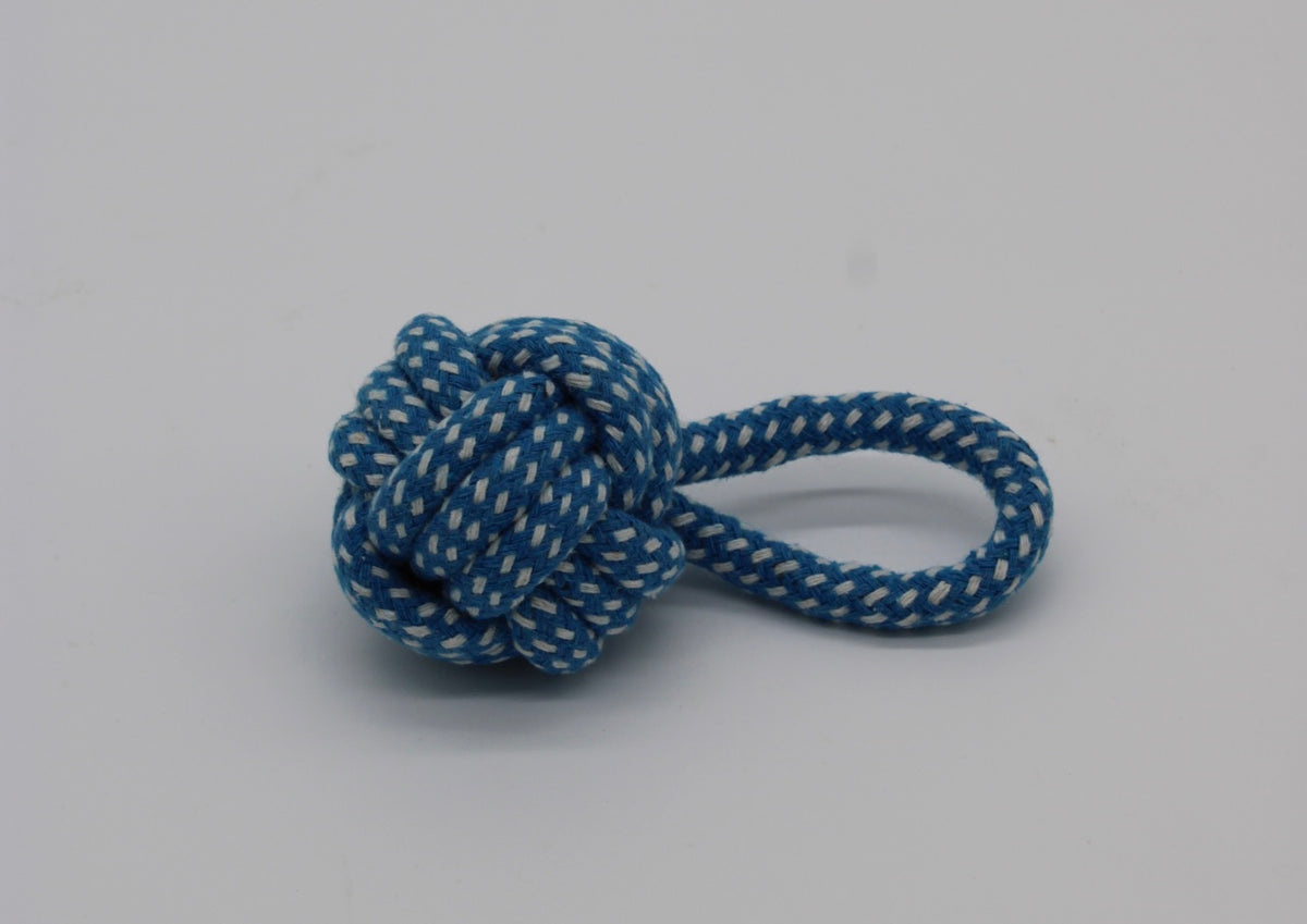 Ball mit Seil klein